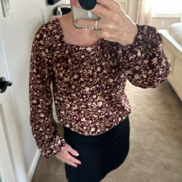 Lauren Conrad Puffed Sleeve Peasant Top - Picture 2 of 10